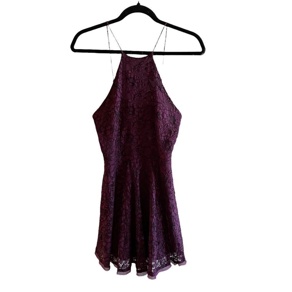 Kimchi Blue ~ magenta lace dress ~ size Small ~ like new condition